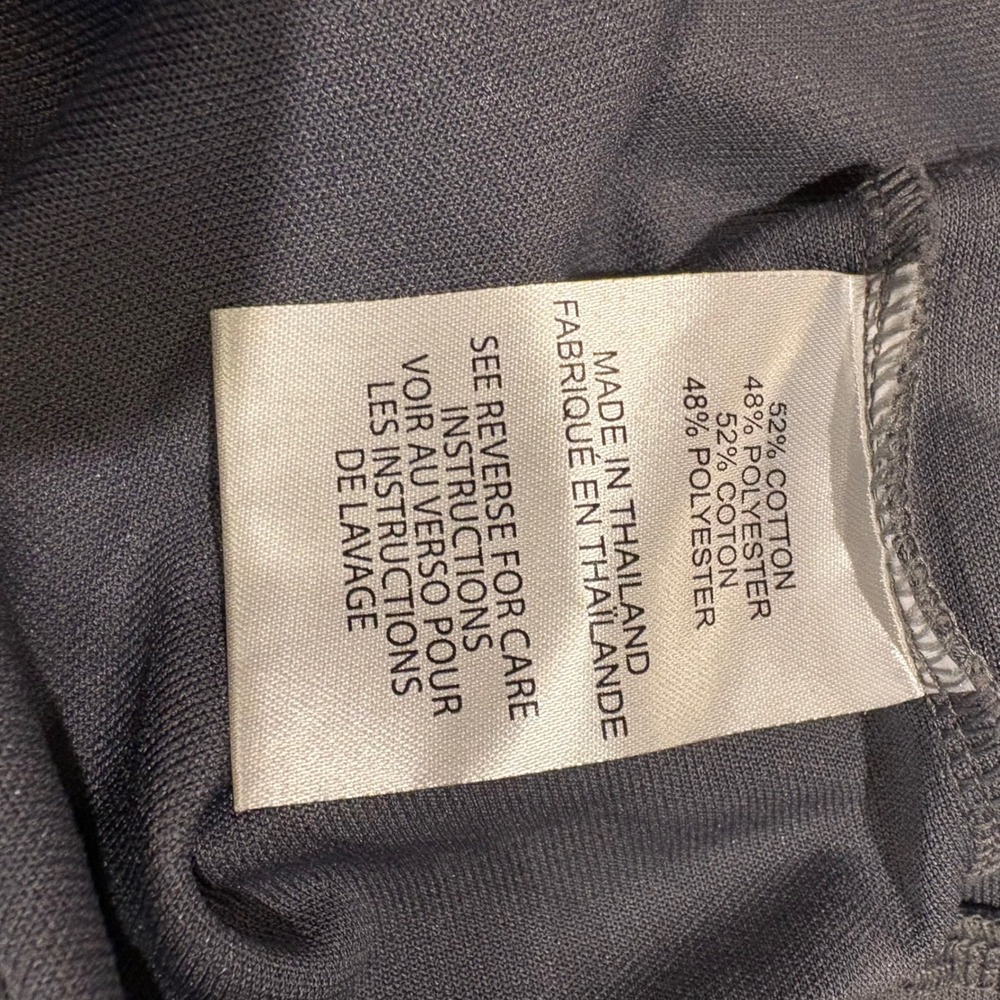 Black Clover Mens Gray Long Sleeve Crewneck Sweatshirt‎ Pocket Size L - Picture 7 of 8